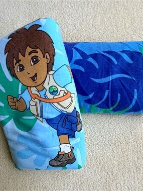 2006 Y2K Go Diego Go Full Size Flatbed Bed Sheet and Fitted Sheet